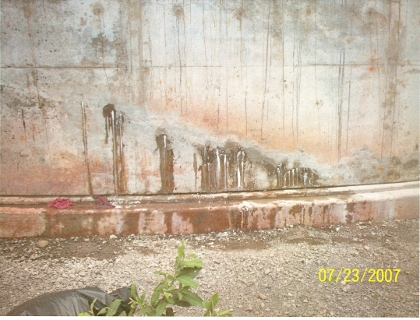 The 1.5 million gallon Kap&lsquo;a water tank was leaking.